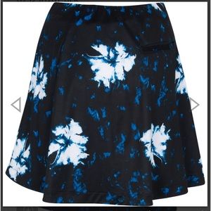 NWT Greg Norman golf skort